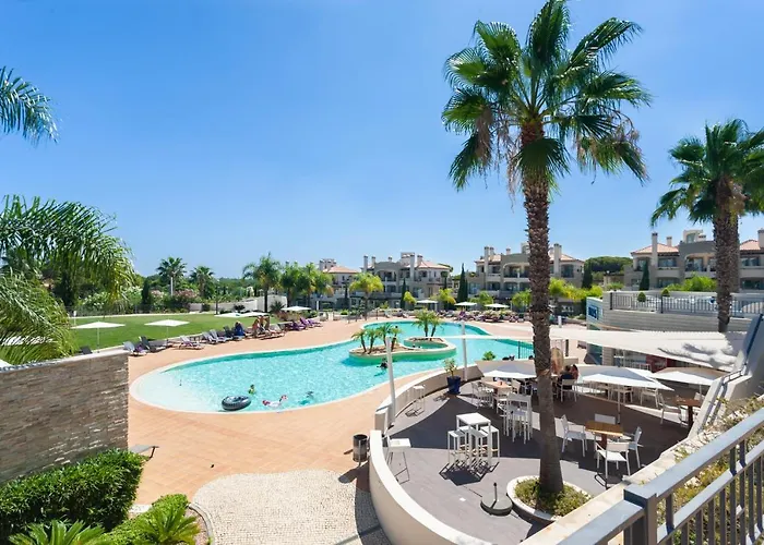 Vilamoura Pine Hills Villa